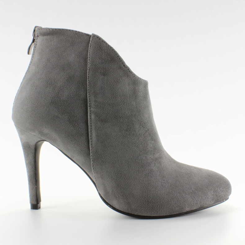 Stiefel mit einem Ausschnitt an der Vorderseite des M239 Grey grau