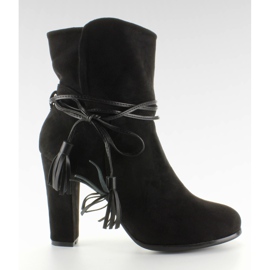 Stiefel mit einem Abschied M243 Schwarz