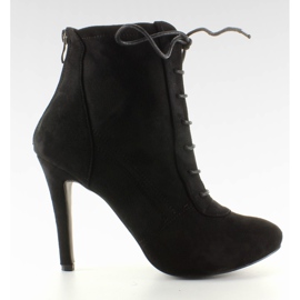 High Heels mit Schnürung Schwarz