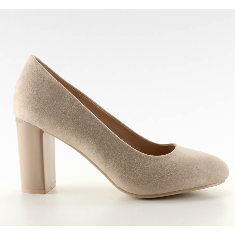 Wildlederpumps auf der M265 Beige Post