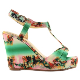 Keilsandalen aus Satin 903 grün