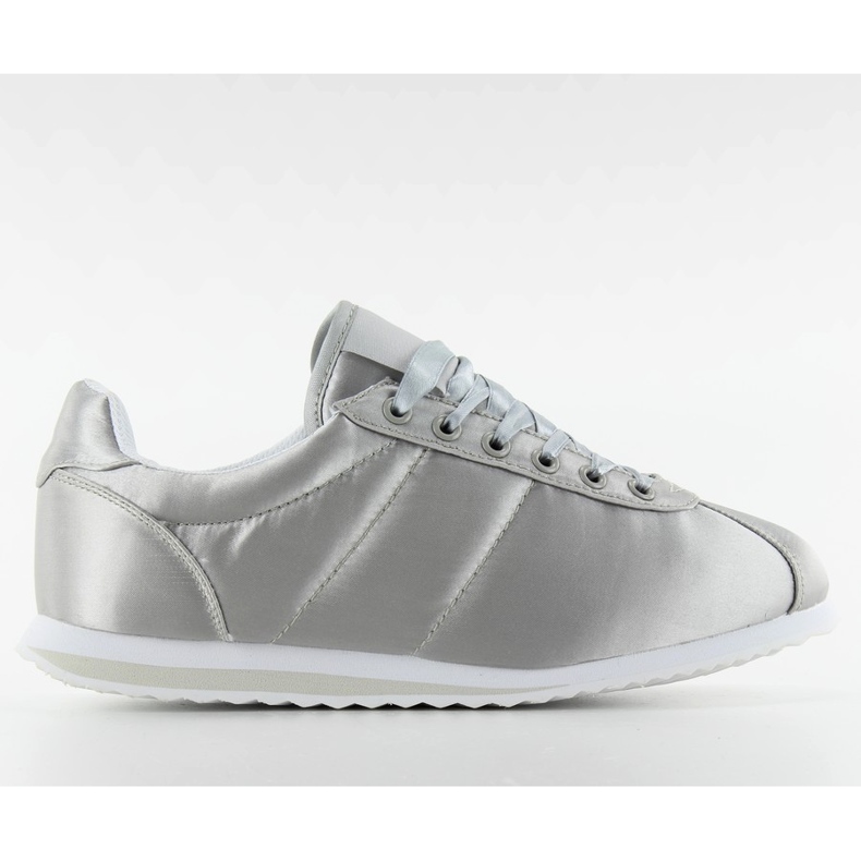 8850 Sportschuhe aus grauem Satin