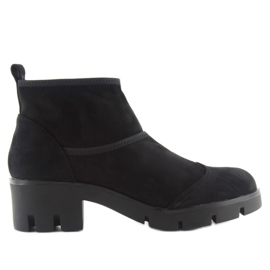 Stiefel mit einem flexiblen BG-51-Obermaterial in Schwarz