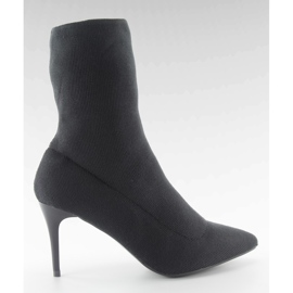 Sockenstiefel auf einem LL-103p grau