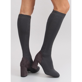 Sockenstiefel mit breitem Absatz grau