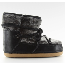 Schlafender Mond mit Fell schwarz schwarz