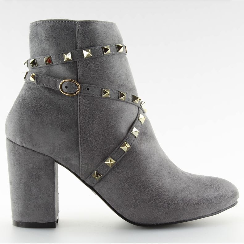 High Heels Stiefel mit grau-grauen Nieten