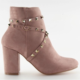High Heels mit pinkfarbenen Nieten rosa