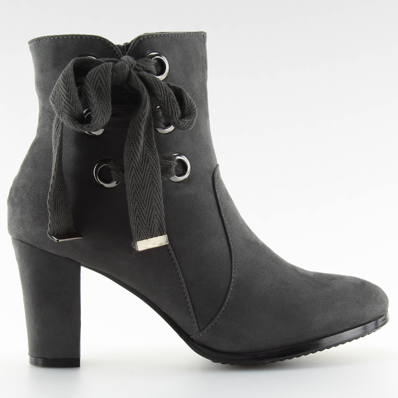 Graue Stiefel mit hohen Absätzen C100 grau