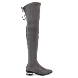 Fashion Graue Musketiere mit Perlen