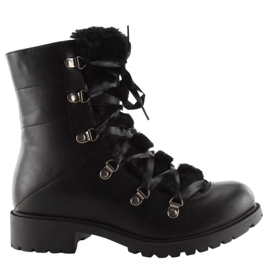K90 Schwarze Stiefel mit Fell