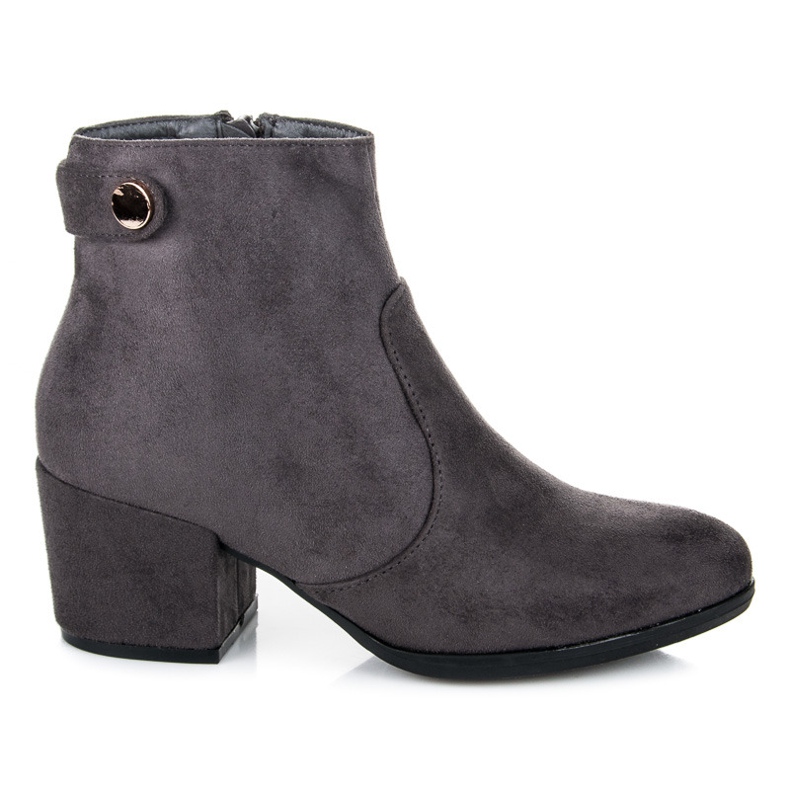 Laura Mode Graue Stiefel am Pfosten