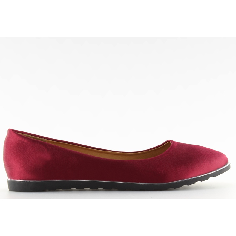 Bordeauxrote Ballerinas aus Satin A8621 rot