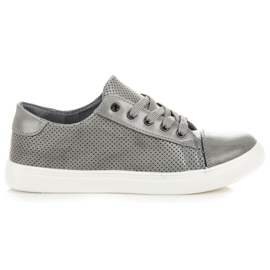 Durchbrochene Turnschuhe grau