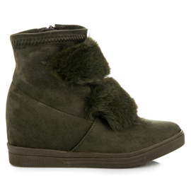 Keilturnschuhe mit Fell grün