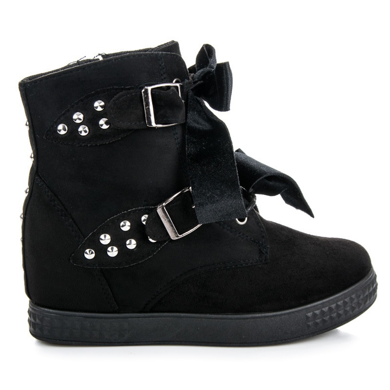 Turnschuhe mit Schleifen schwarz