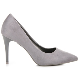 Absätze aus grauem Wildleder