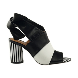 Badura 7787 gebundene Damensandalen weiß schwarz