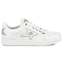 Sportschuhe für den Frühling weiß