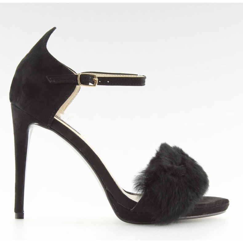 Sandalen auf einem Stiletto schwarz L6120 schwarz