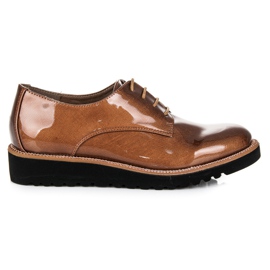 Kylie Lackierte Brogues braun