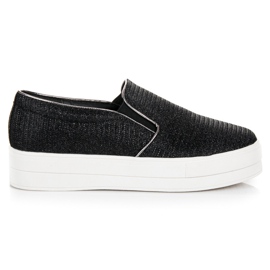 Seastar Sneakers auf der Fashion-Plattform schwarz