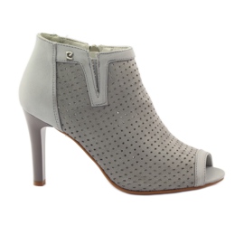 M.Daszyński Durchbrochene Stiefel mit Daszyński-Ledereinsatz grau