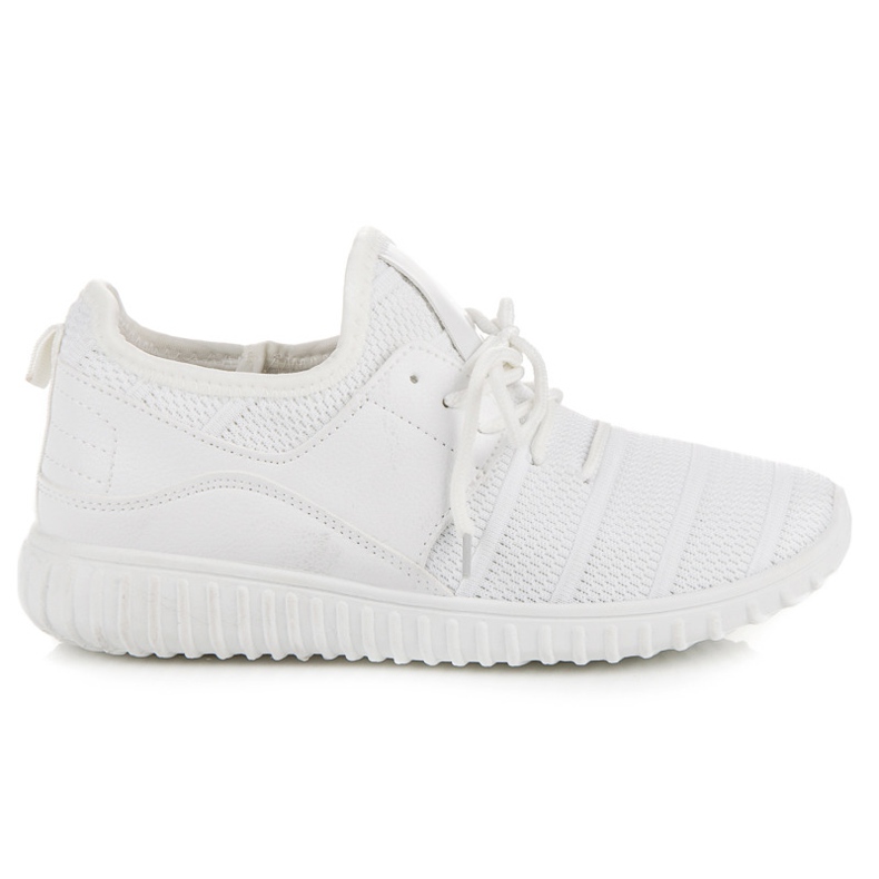 Weiße Sneaker zum Hineinschlüpfen