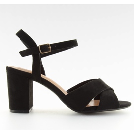 Sandalen mit breitem Absatz schwarz 100