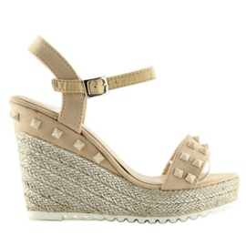 Espadrilles auf einem beigen Keil TS-16 Beige