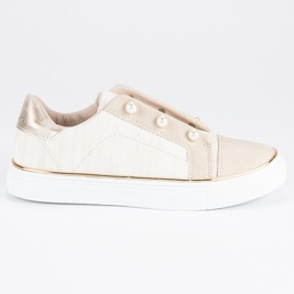 Turnschuhe mit Perlen beige