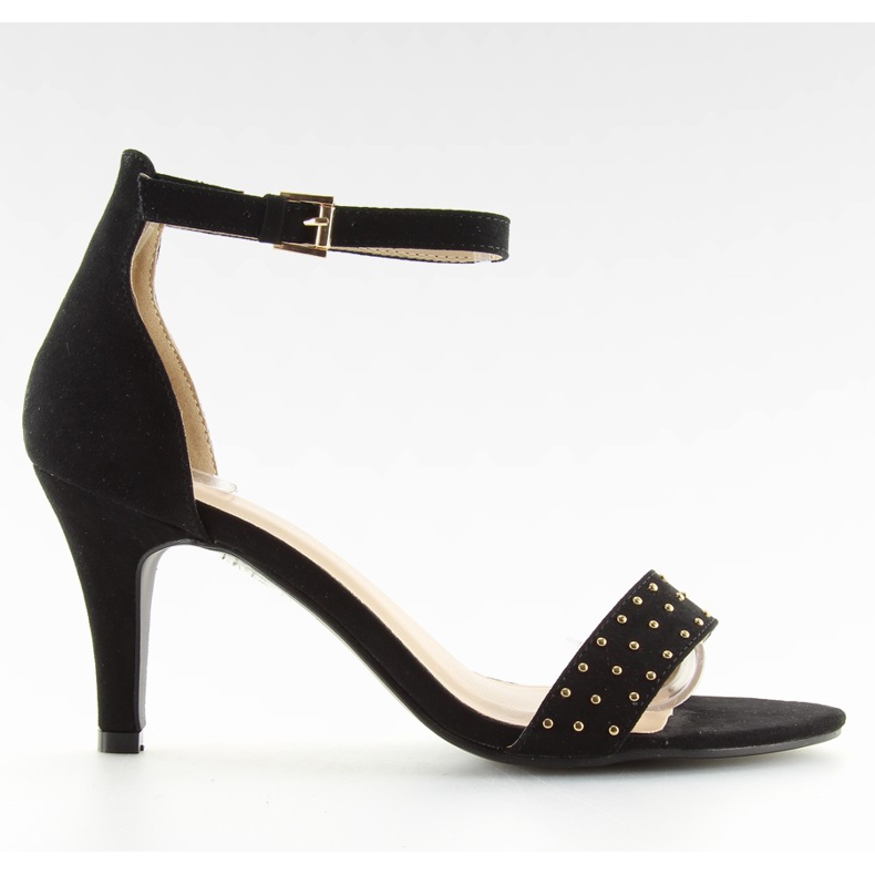 Sandalen auf einem bequemen Absatz schwarz BL0764