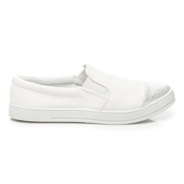 Balada Slip on Modestil weiß