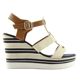 Beige Keilsandalen YQ05 Beige