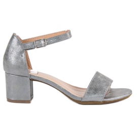 Filippo Sandalen auf einem niedrigen Pfosten grau