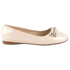 Ideal Shoes Beige lackierte Ballerinas