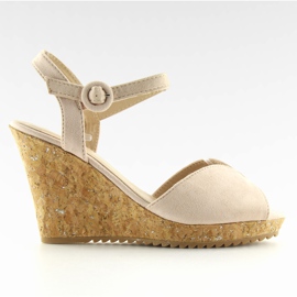 Beige Keilsandalen 3811-13 beige
