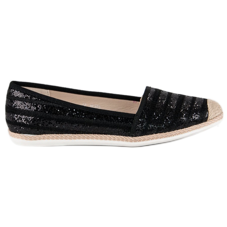 Modische schwarze Espadrilles