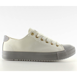 Turnschuhe auf einem farbigen Gummi W-3051 White weiß