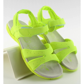 Sportliche Damensandalen 7s-bi86056e NEON / GRÜN gelb