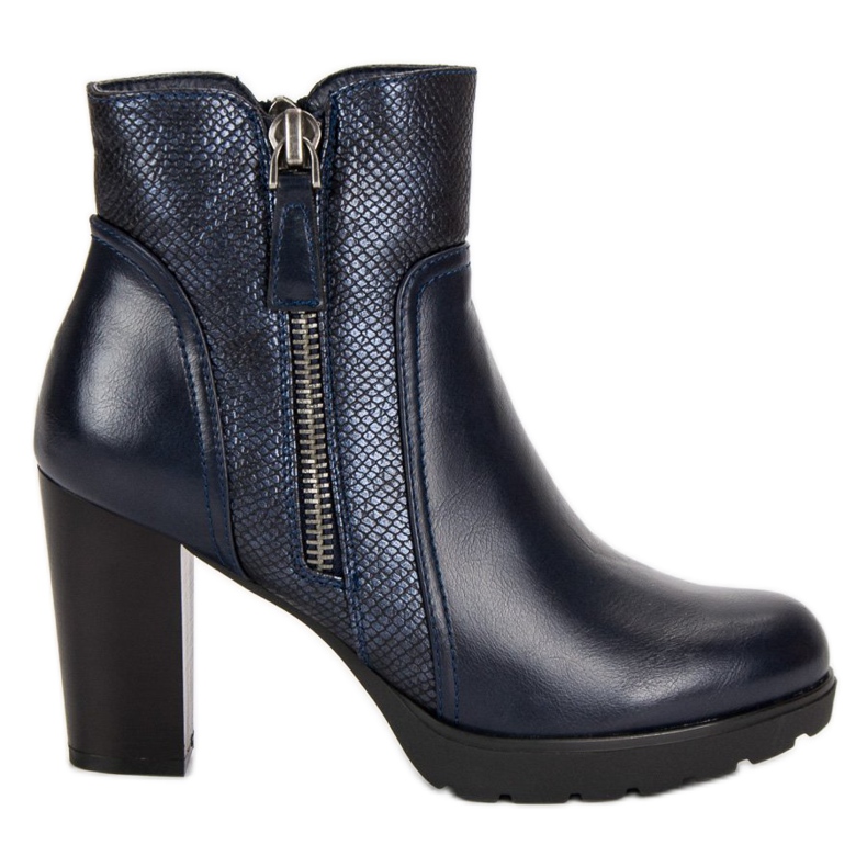 Filippo Marineblaue Stiefel auf der Post