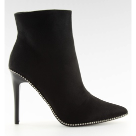 Schwarze ZY153 schwarze Stiefel an einer Anstecknadel