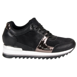 Gebundene Sportschuhe schwarz