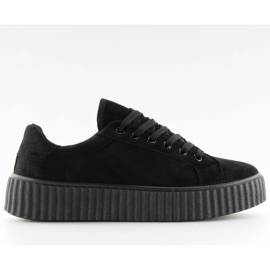 Black AX03 Schwarze Sneakers auf einer hohen Sohle