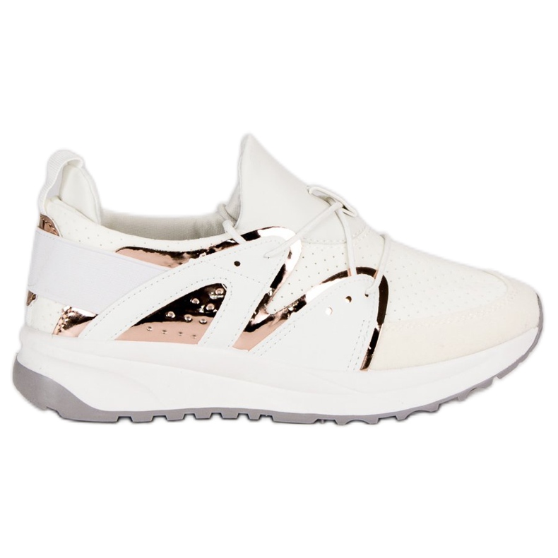 Stylische Sportschuhe weiß