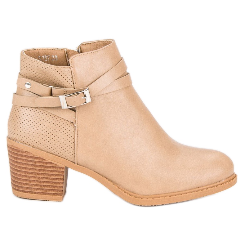Abloom Beige Stiefel auf der Post