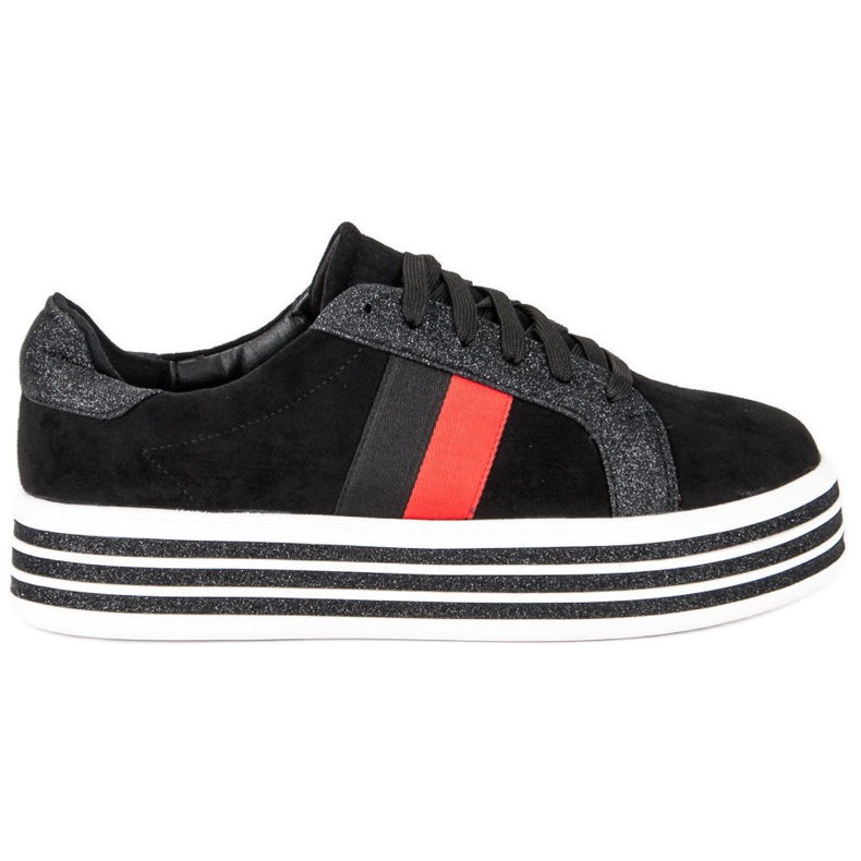 Sneaker auf der VICES-Plattform schwarz