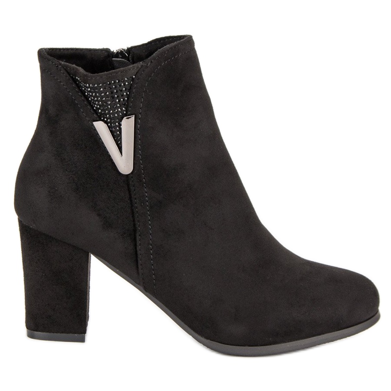 Stiefeletten aus schwarzem Wildleder