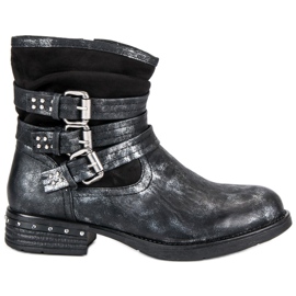 Kayla Schwarze Arbeiter