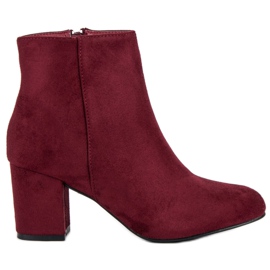 Mannika Wildlederstiefeletten am Pfosten rot